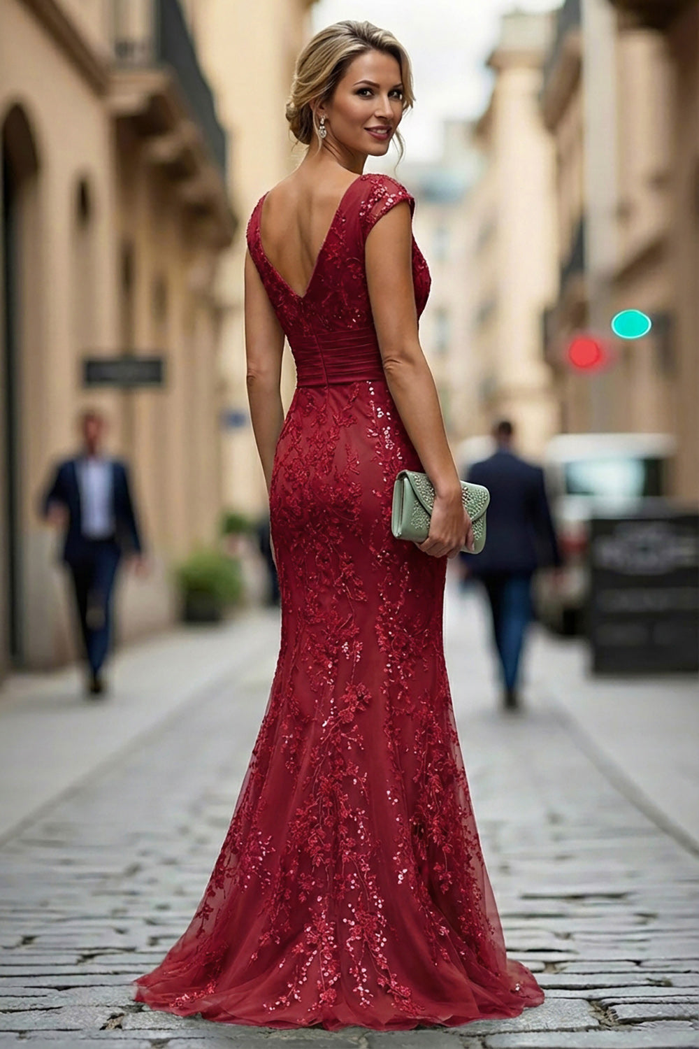 Mermaid Sequined Applique V Neck Green Mother of the Bride Dress